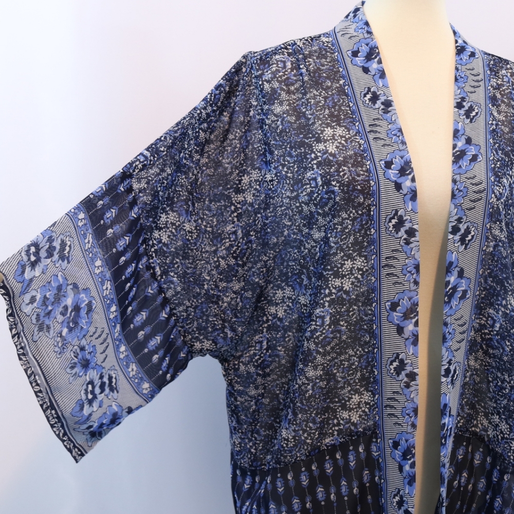 Wild Blue Chiffon Print Open Front Kimono - Picture 6 of 8